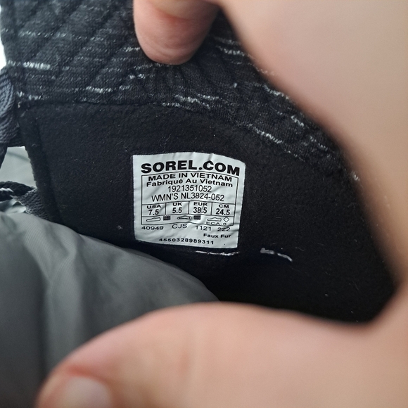 Sorel Whitney II lace waterproof boot grey 7.5 NWT - Picture 8 of 8